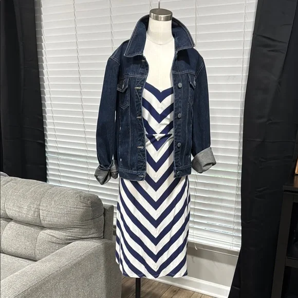 OLD NAVY Dress Fit and Flare Navy and White Chevron Striped MEDIUM - Picture 2 of 15